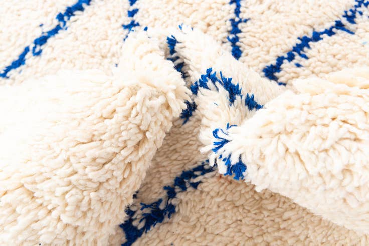 Detail image of 6' 4 x 9' 6 Hand Knotted Moroccan Wool Rug