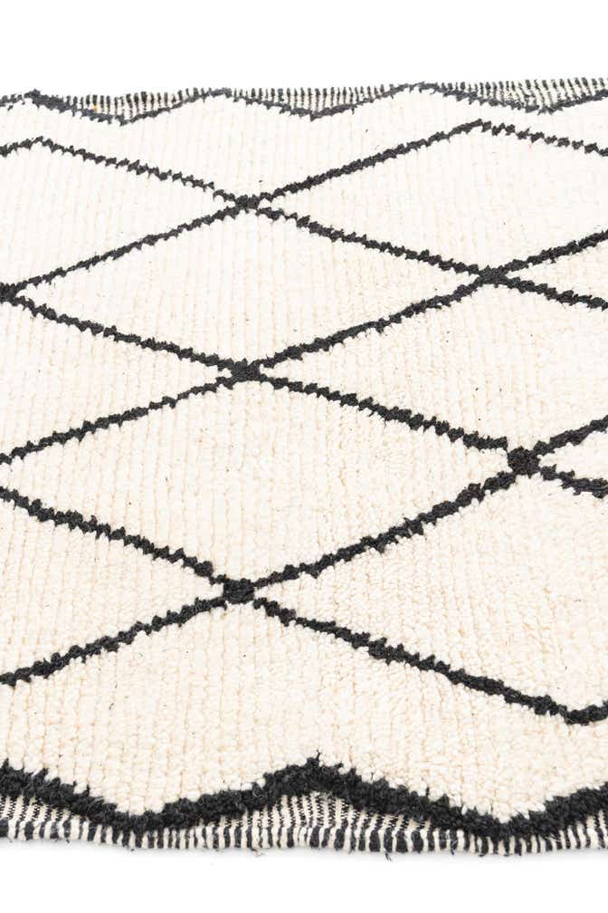 3' 6 x 4' 8 Hand Knotted Moroccan Wool Rug