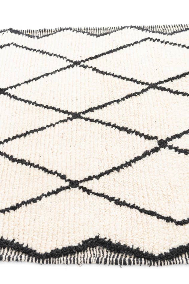 Detail image of 3' 6 x 4' 8 Hand Knotted Moroccan Wool Rug