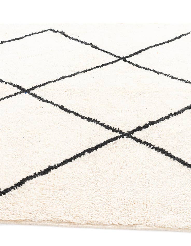Detail image of 5' 8 x 9' 8 Hand Knotted Moroccan Wool Rug