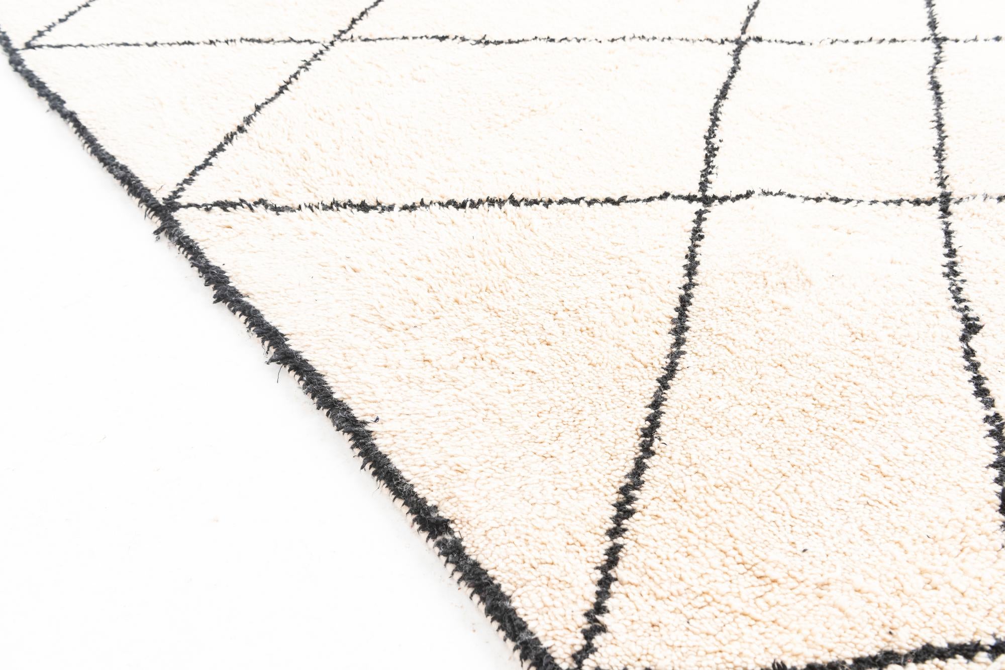 5' x 8' Hand Knotted Moroccan Wool Rug