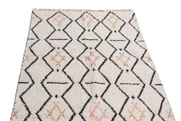 3' 2 x 5' 3 Hand Knotted Moroccan Wool Rug