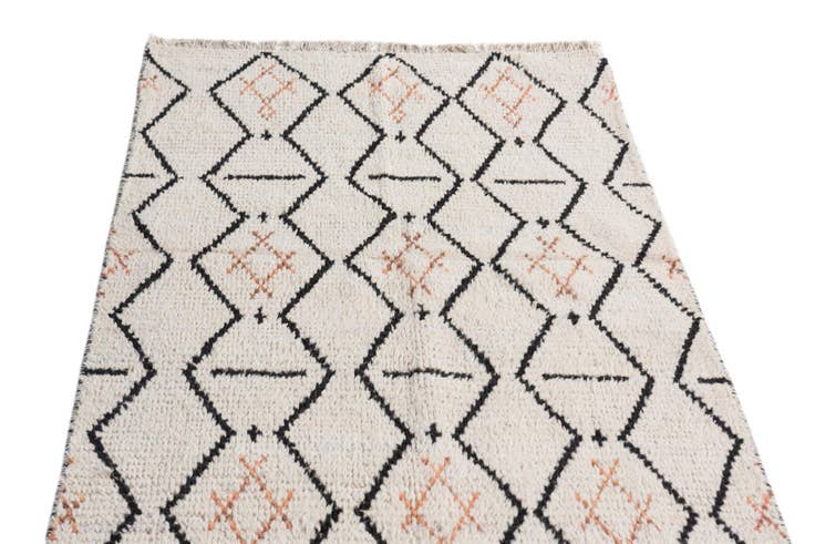 Detail image of 3' 2 x 5' 3 Hand Knotted Moroccan Wool Rug