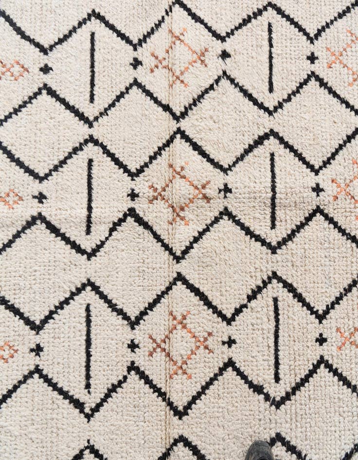 Detail image of 3' 2 x 5' 3  Hand Knotted Moroccan Wool Rug