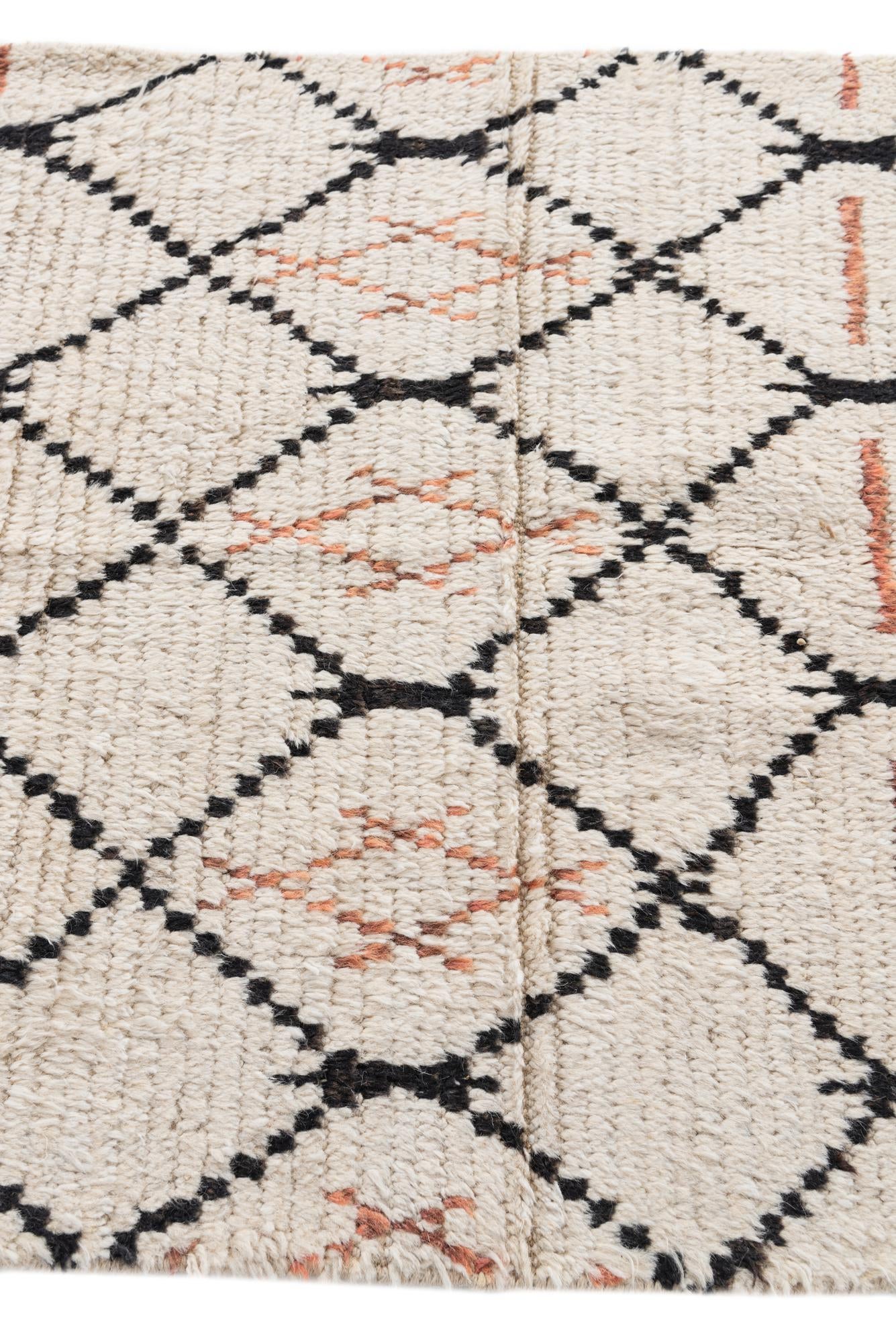 3' x 4' 8 Hand Knotted Moroccan Wool Rug