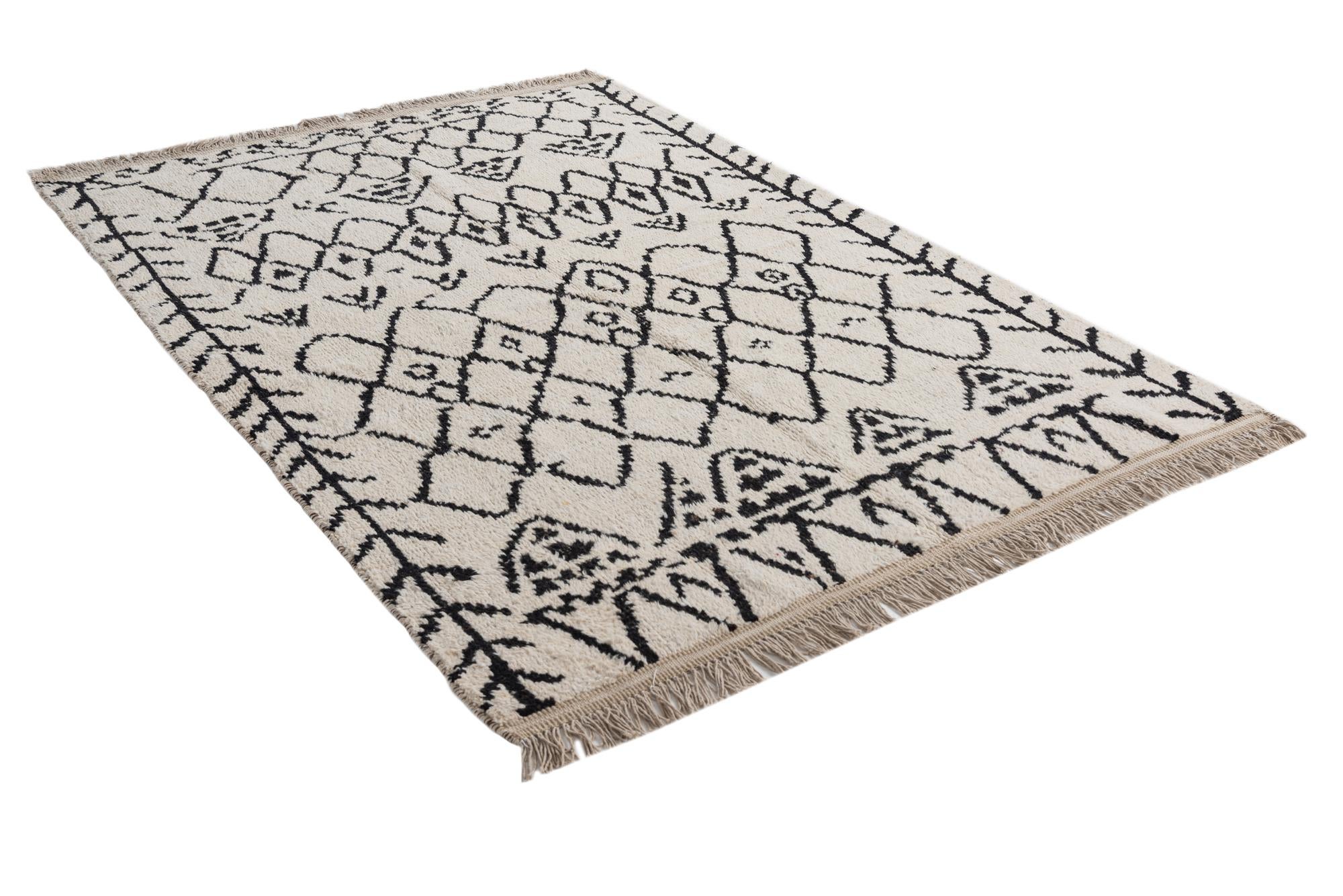 5' 1 x 7' 8 Hand Knotted Moroccan Wool Rug