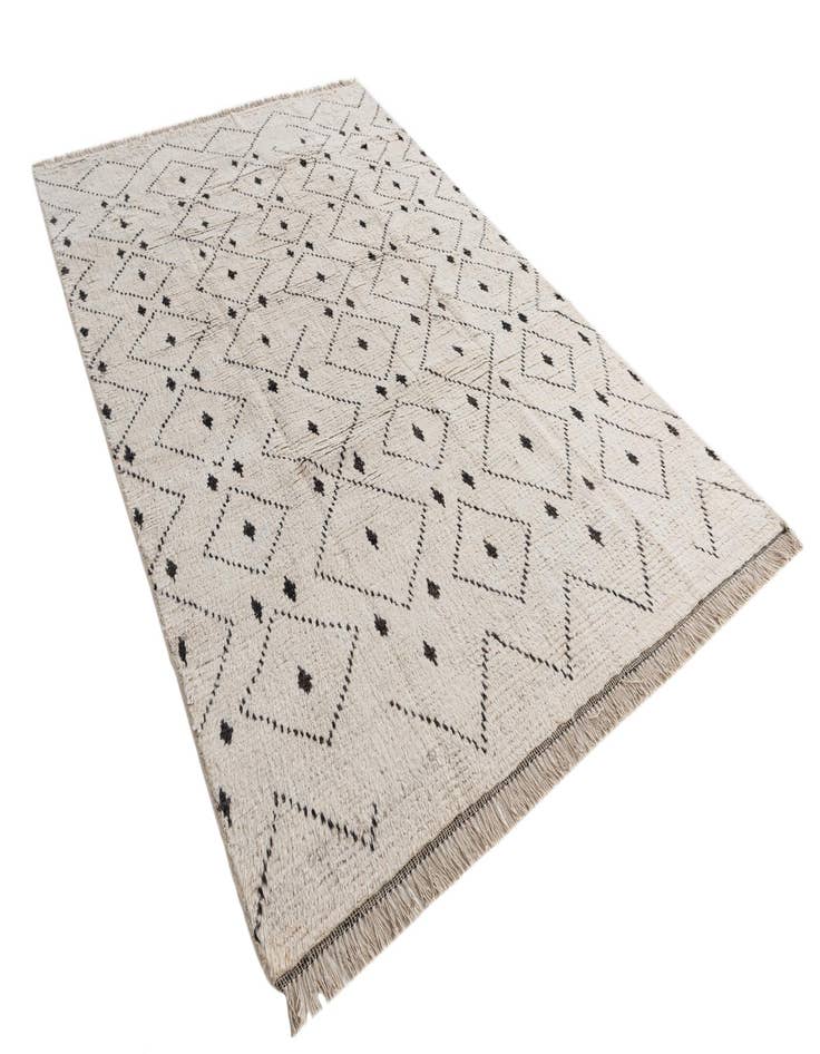 Detail image of 6' x 9' 6  Hand Knotted Moroccan Wool Rug