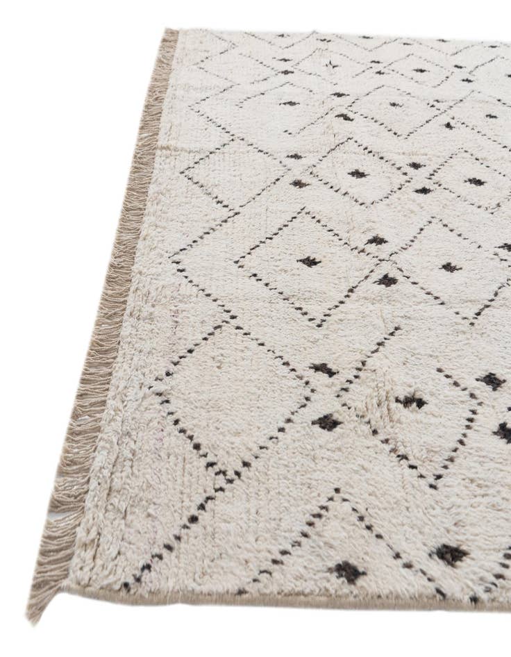 Detail image of 6' x 9' 6  Hand Knotted Moroccan Wool Rug