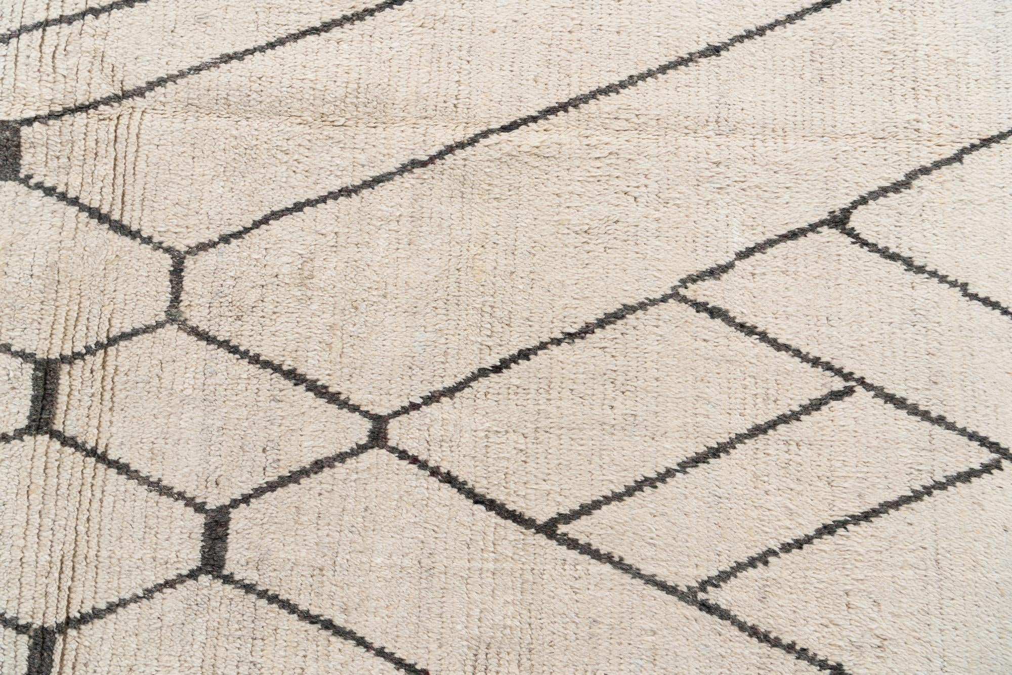 6' x 9' 6 Hand Knotted Moroccan Wool Rug