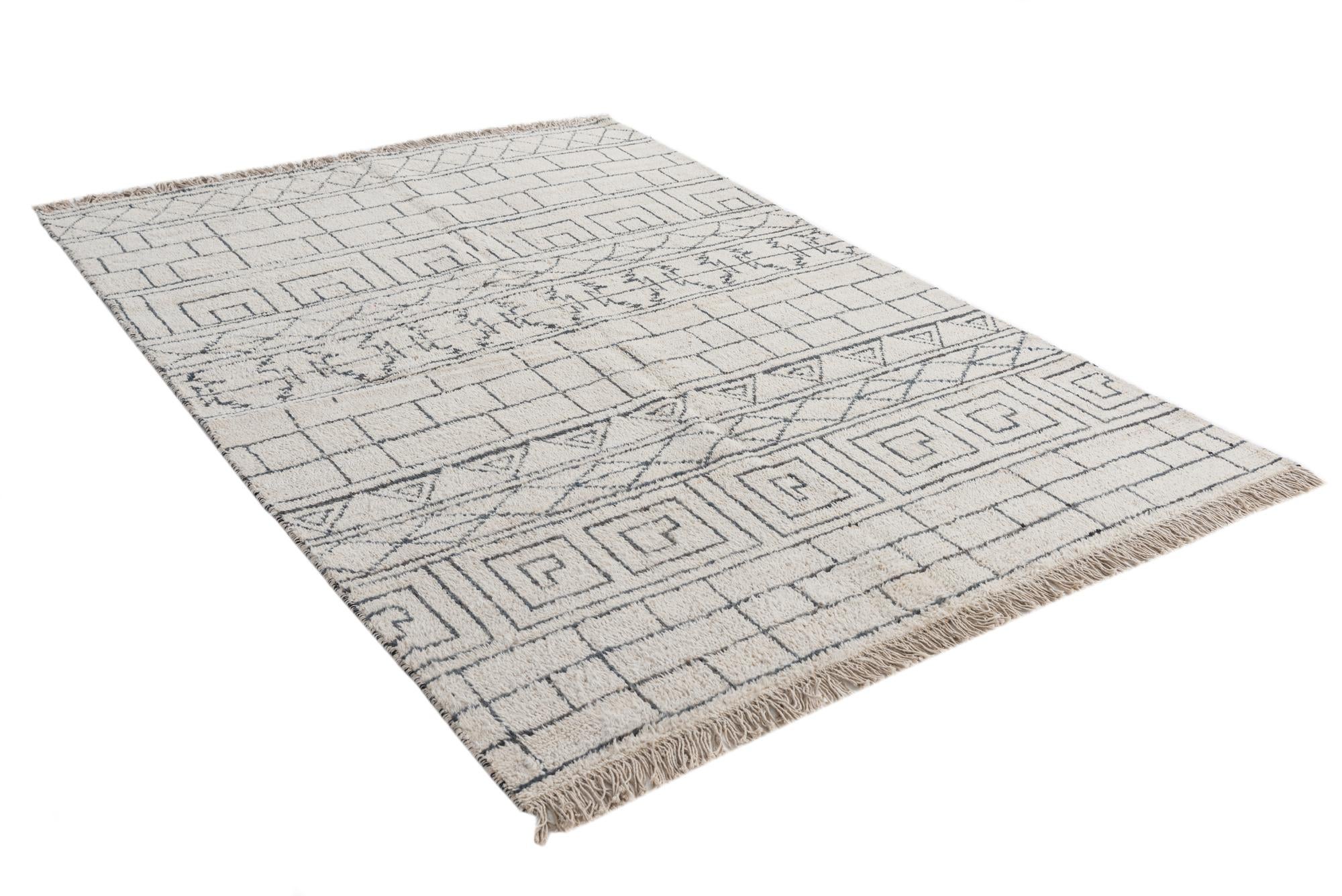 5' 2 x 7' 8 Hand Knotted Moroccan Wool Rug