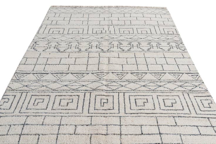 Detail image of 5' 2 x 7' 8 Hand Knotted Moroccan Wool Rug