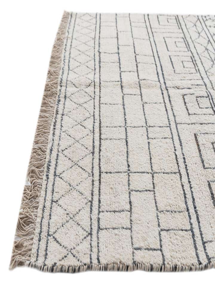 5' 2 x 7' 8 Hand Knotted Moroccan Wool Rug