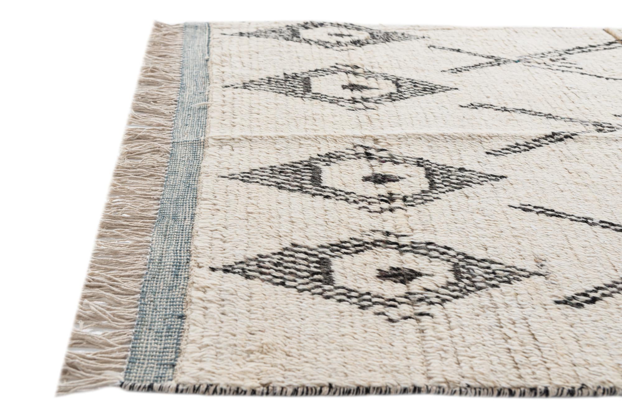 4' 1 x 6' 8 Hand Knotted Moroccan Wool Rug