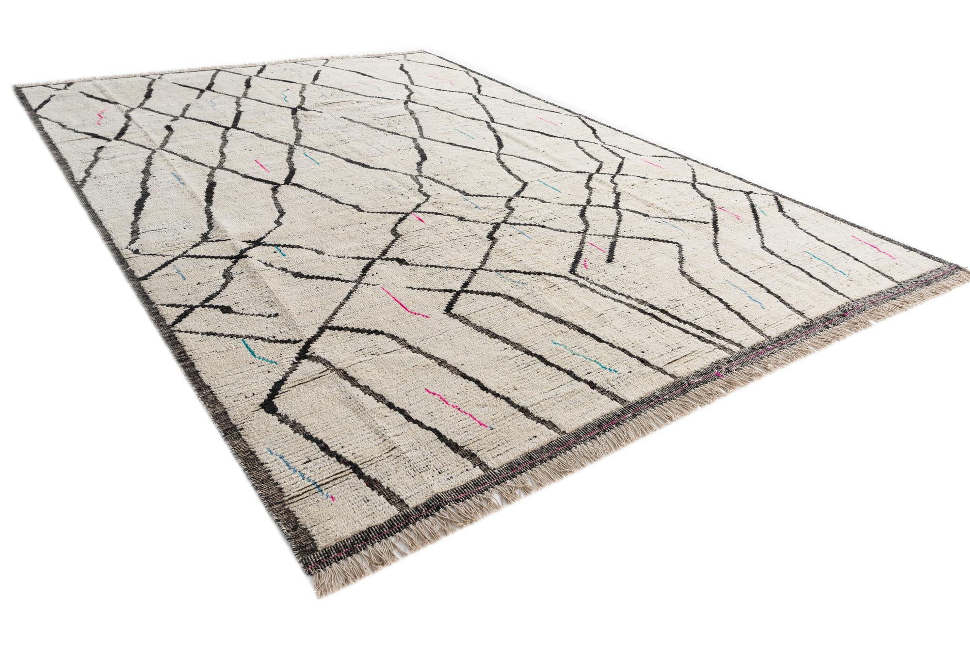 9' 1 x 12' 9 Hand Knotted Moroccan Wool Rug
