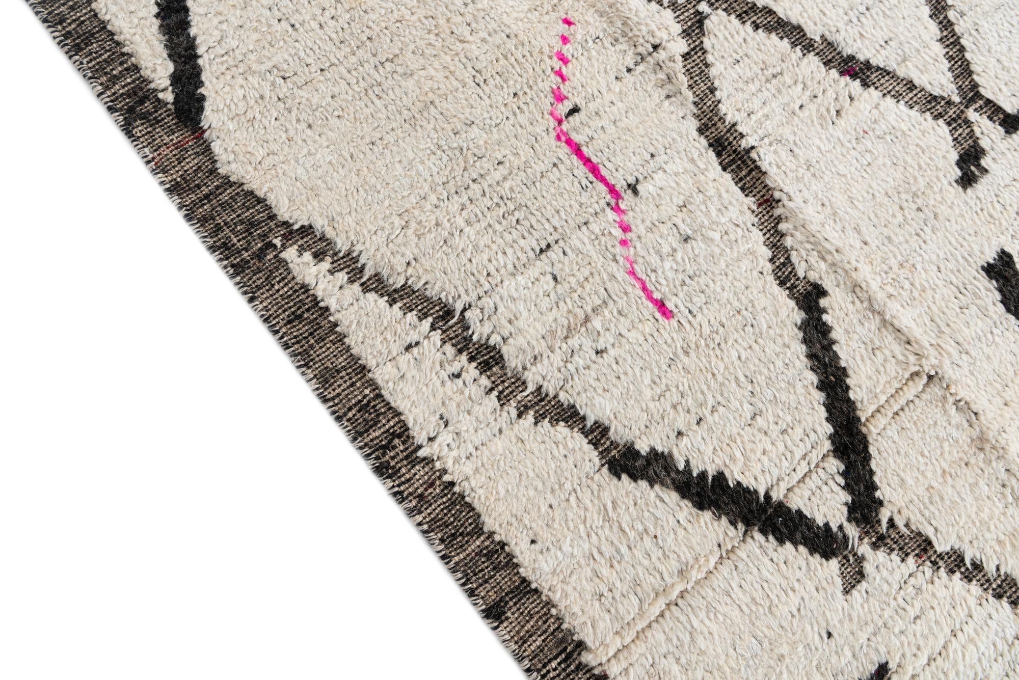 9' 1 x 12' 9 Hand Knotted Moroccan Wool Rug