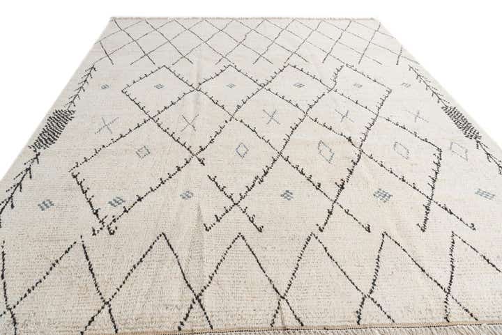 8' x 10' 8 Hand Knotted Moroccan Wool Rug