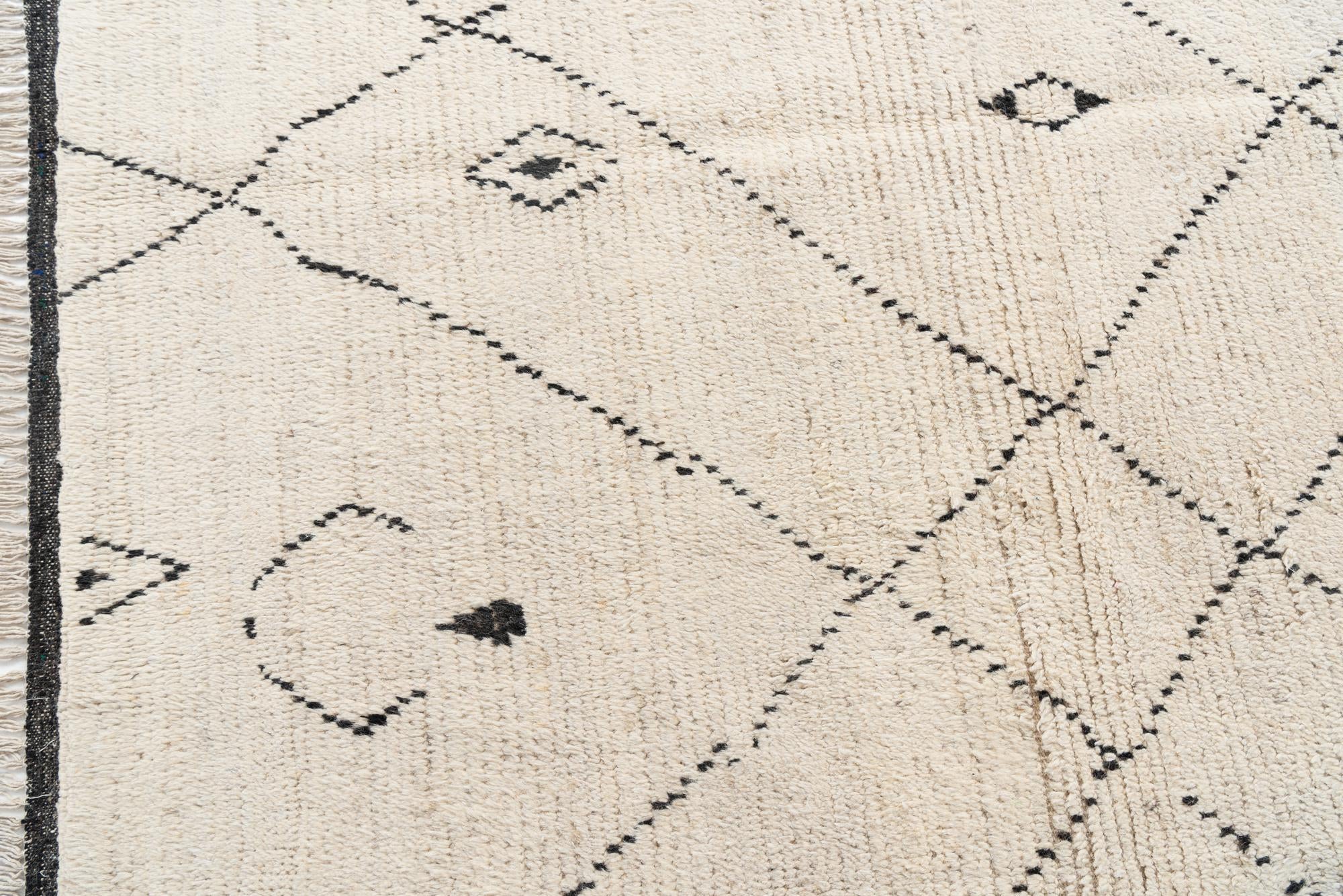8' 1 x 10' 6 Hand Knotted Moroccan Wool Rug