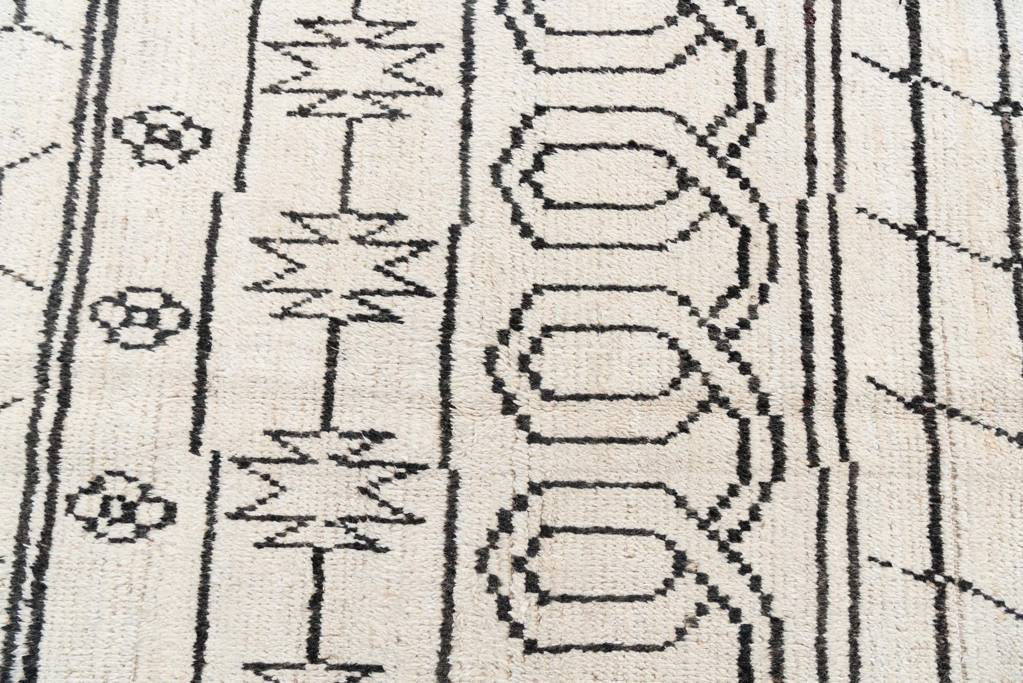 8' x 10' 6 Hand Knotted Moroccan Wool Rug