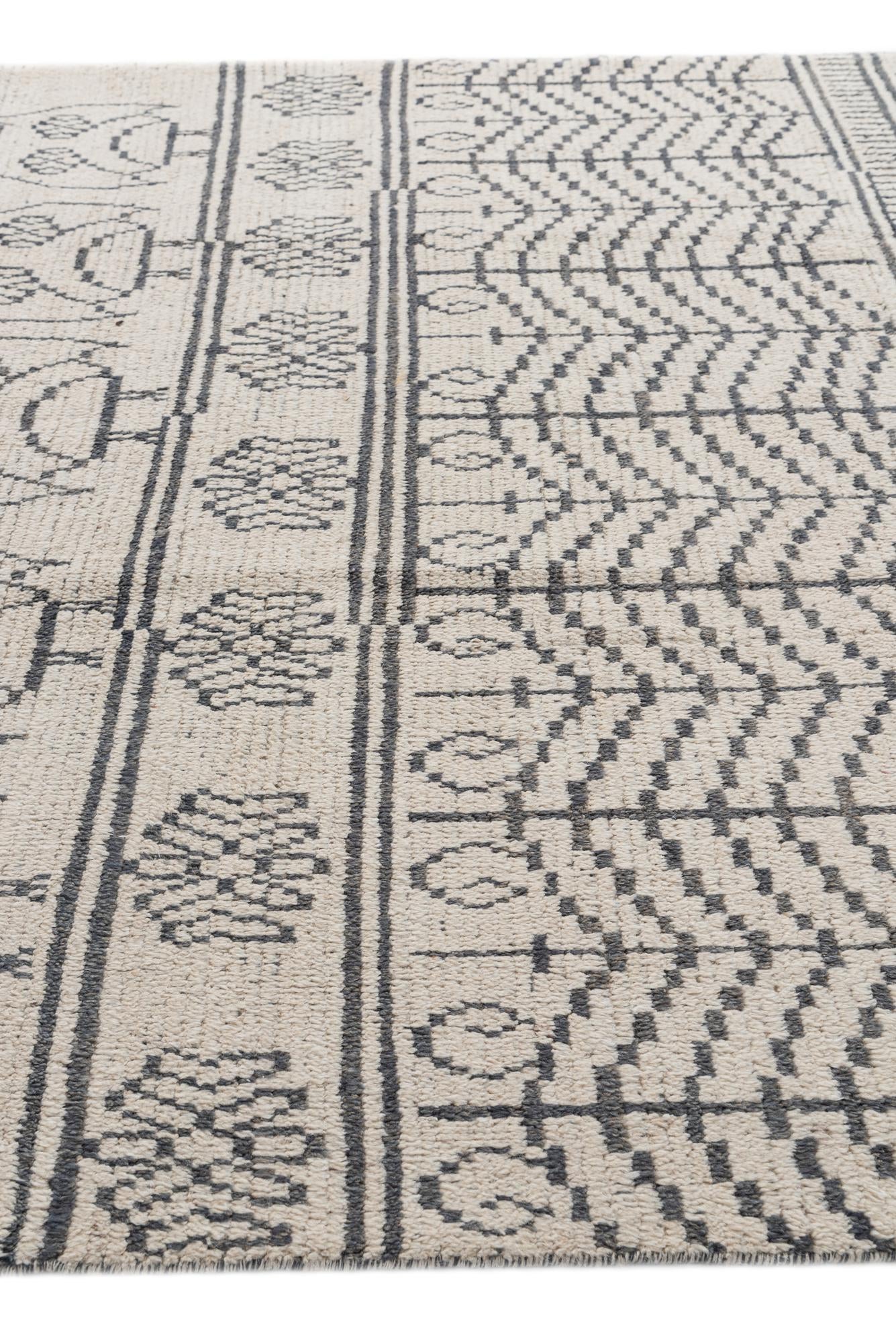 8' x 10' 5 Hand Knotted Moroccan Wool Rug