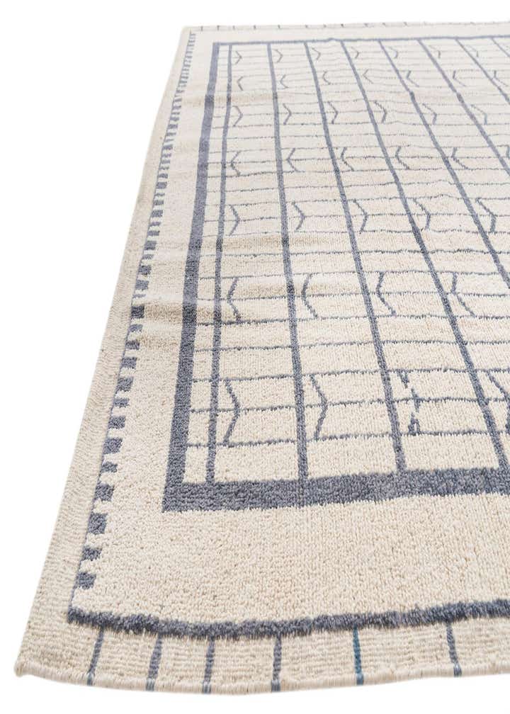 8' 8 x 10' 8 Hand Knotted Moroccan Wool Rug