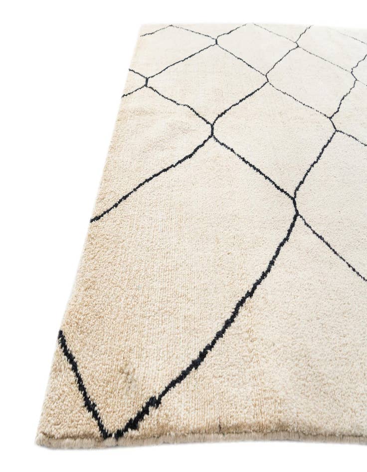 Detail image of 5' 9 x 7' 4  Hand Knotted Moroccan Wool Rug