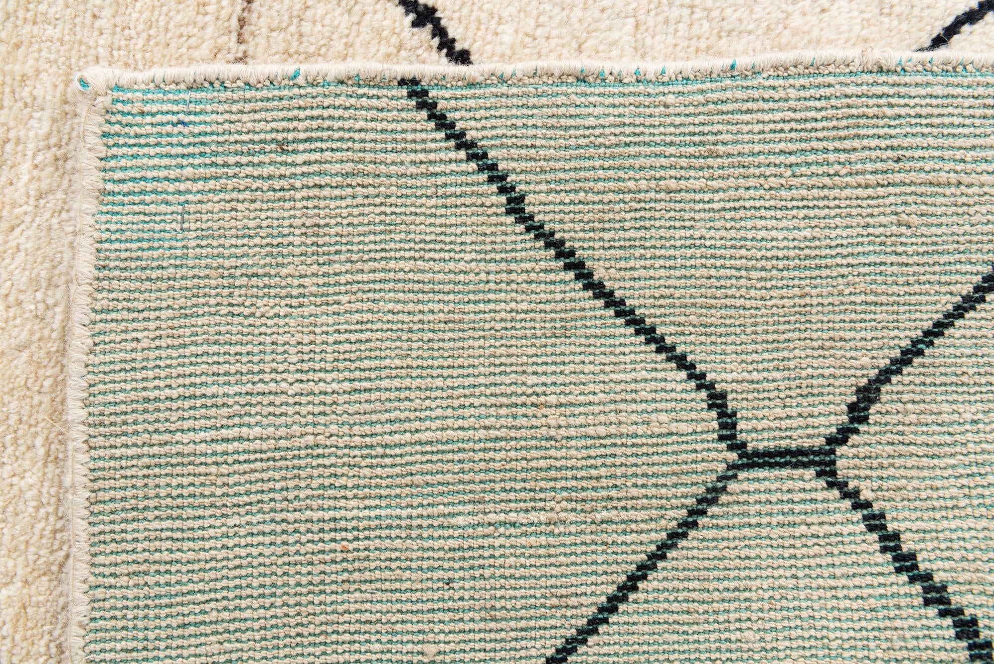 5' 9 x 7' 4 Hand Knotted Moroccan Wool Rug
