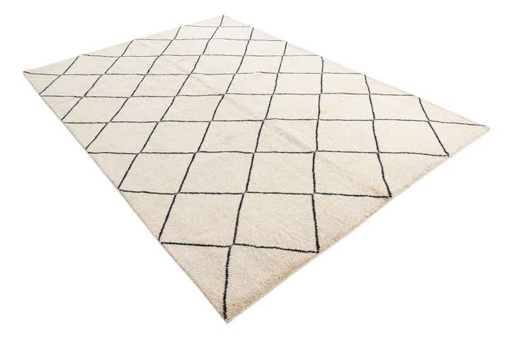 5' 8 x 8' Hand Knotted Moroccan Wool Rug