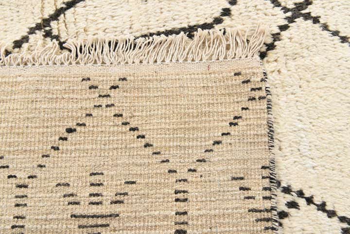 8' x 10' 8 Hand Knotted Moroccan Wool Rug