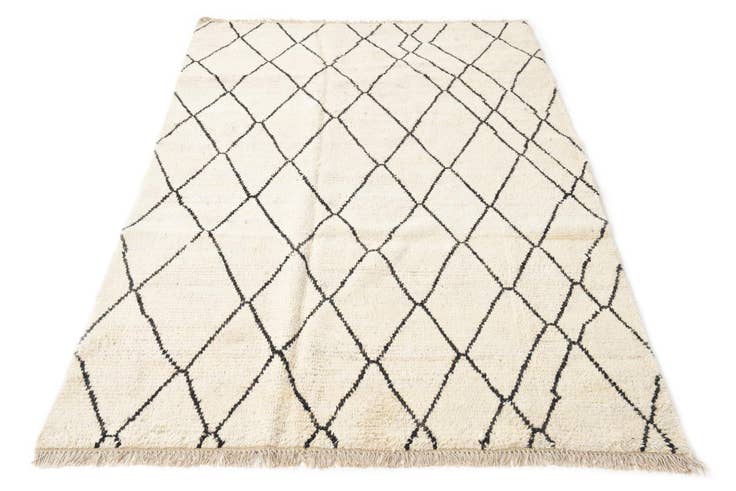 Detail image of 6' x 9' 7 Hand Knotted Moroccan Wool Rug