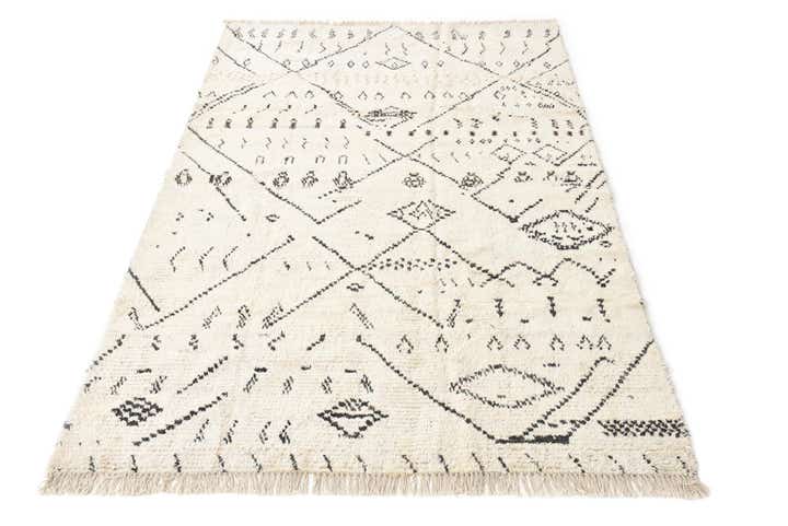 5' 9 x 9' 5 Hand Knotted Moroccan Wool Rug