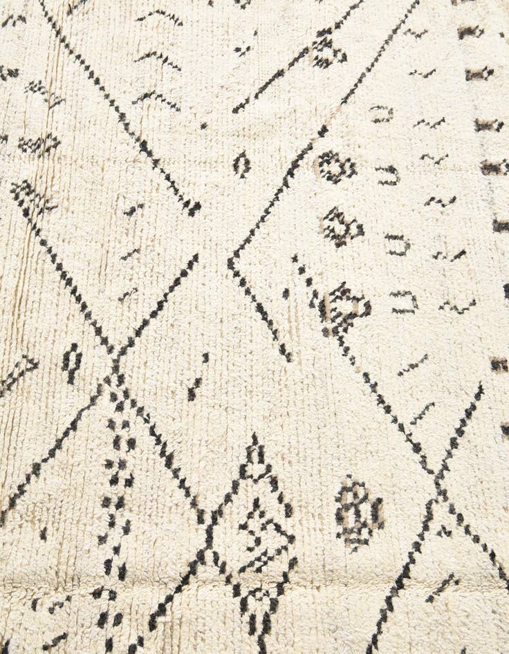Detail image of 5' 9 x 9' 5  Hand Knotted Moroccan Wool Rug
