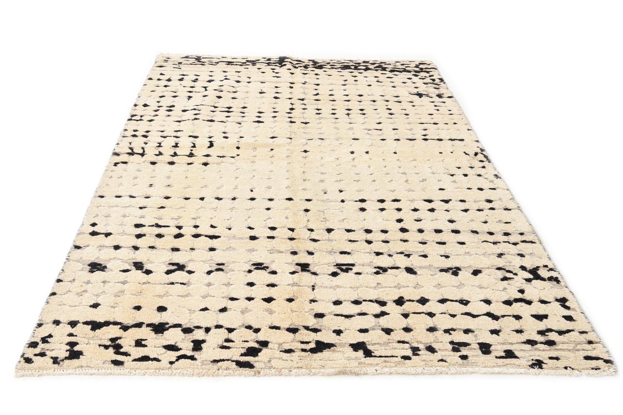 5' 4 x 8' 3 Hand Knotted Moroccan Wool Rug