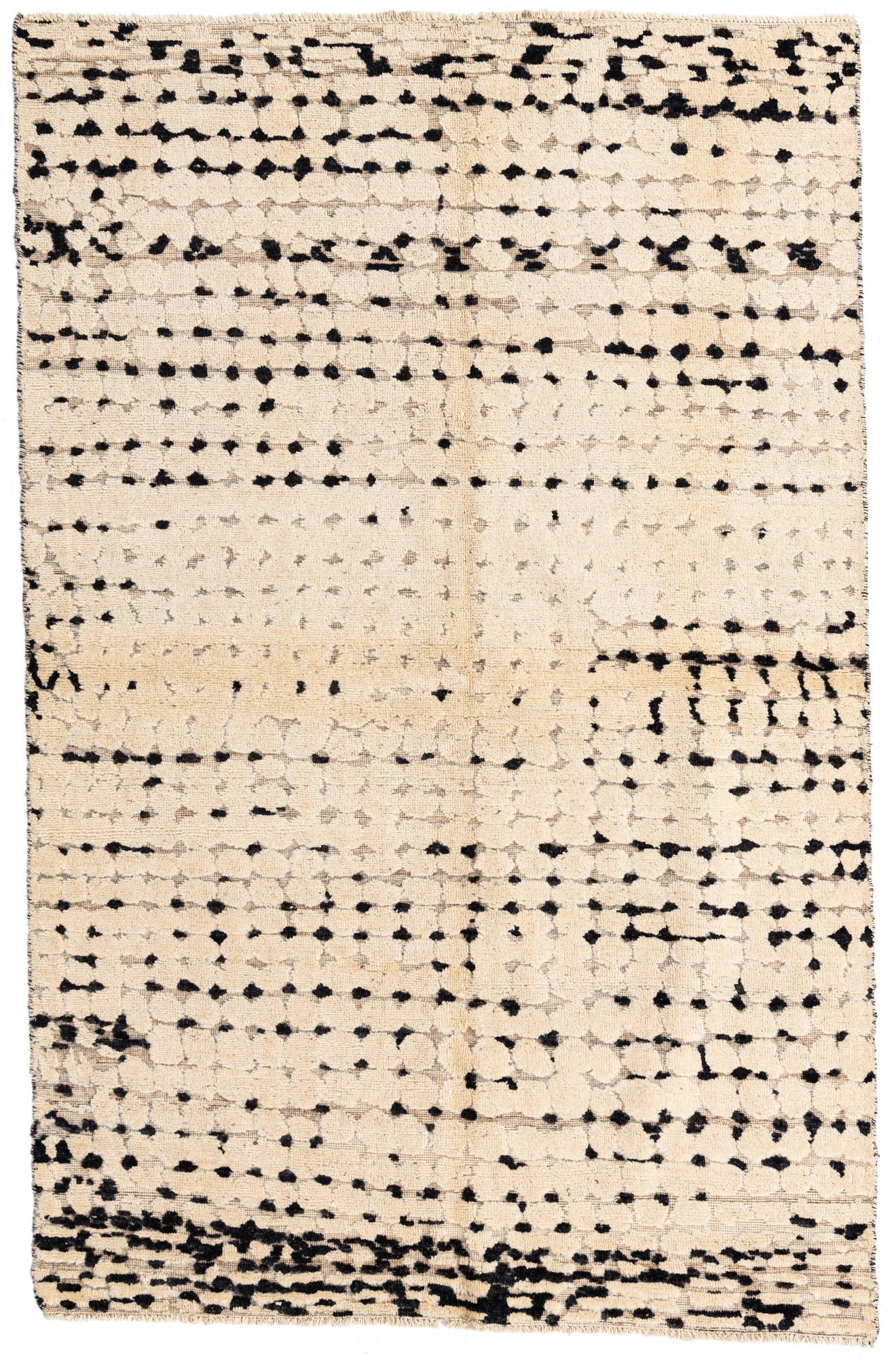 5' 4 x 8' 3 Hand Knotted Moroccan Wool Rug