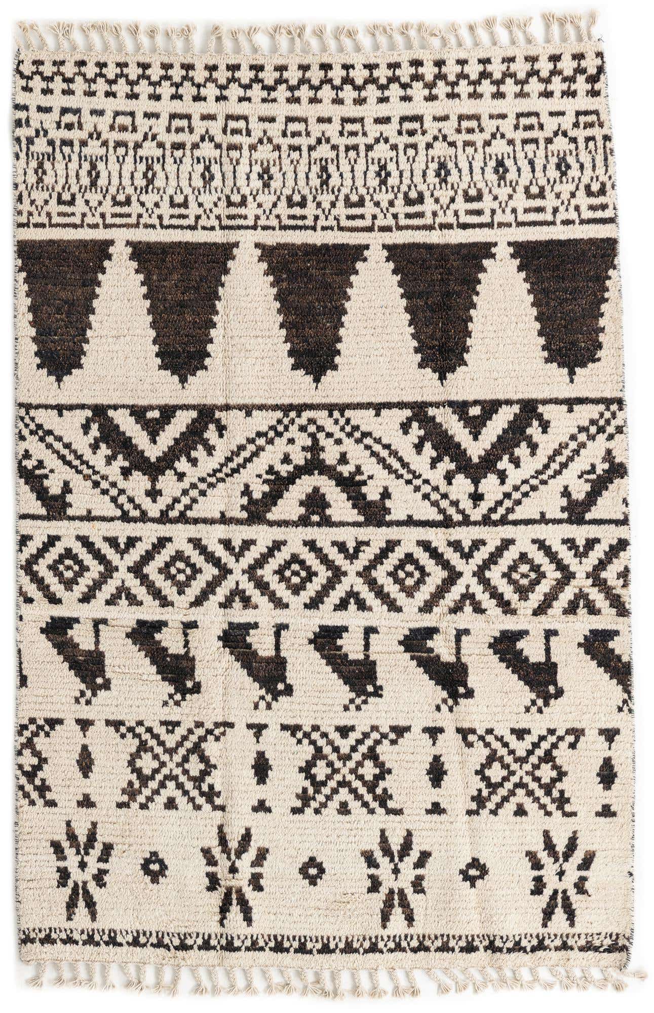 4' 5 x 6' 8 Hand Knotted Moroccan Wool Rug