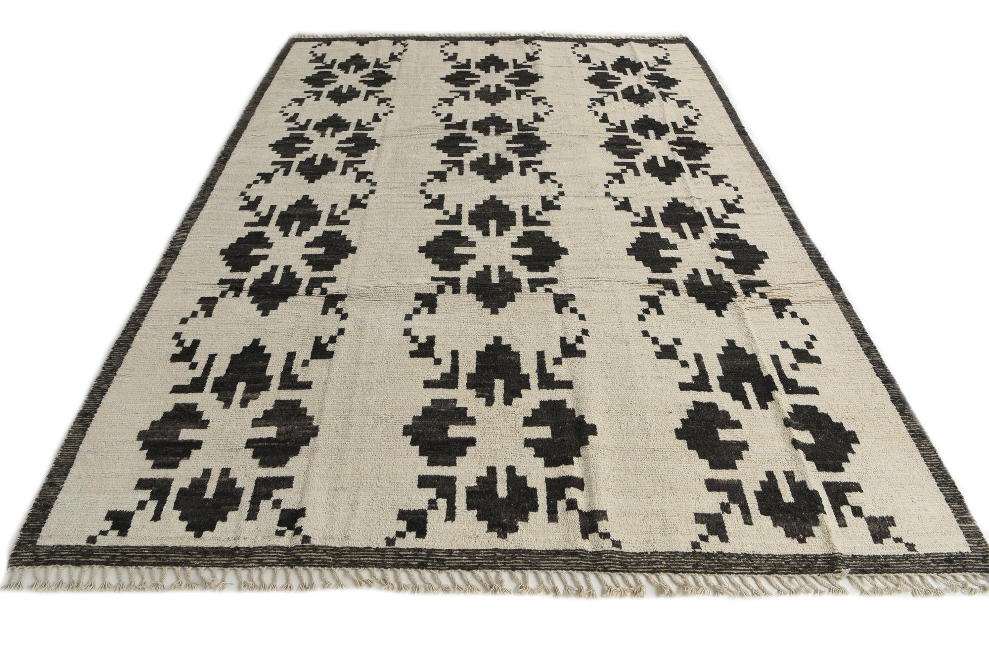 9' 2 x 12' 8 Hand Knotted Moroccan Wool Rug