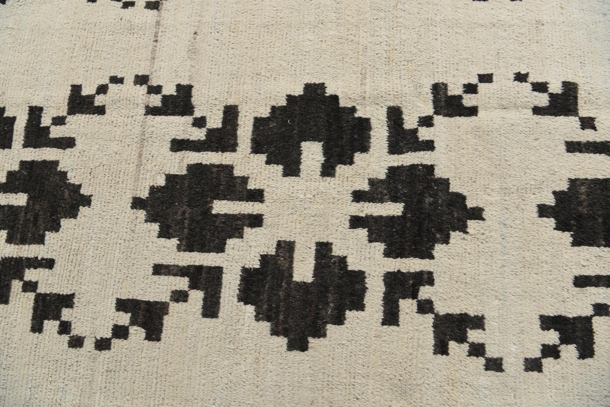 9' 2 x 12' 8 Hand Knotted Moroccan Wool Rug