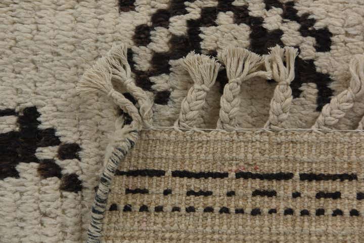 4' 4 x 6' 7 Hand Knotted Moroccan Wool Rug