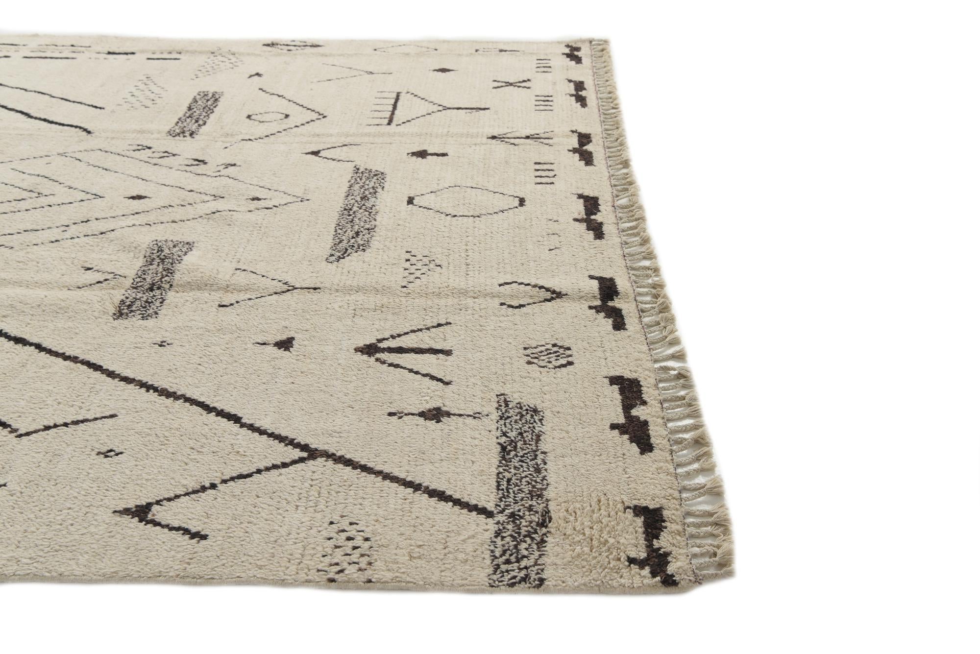 8' 2 x 10' 5 Hand Knotted Moroccan Wool Rug