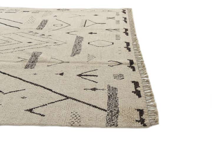8' 2 x 10' 5 Hand Knotted Moroccan Wool Rug