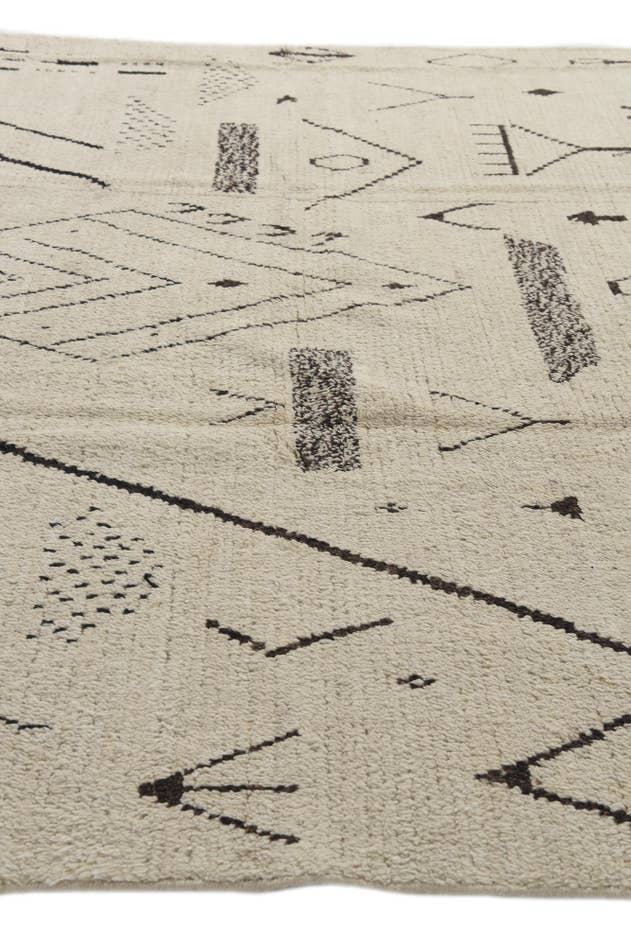 Detail image of 8' 2 x 10' 5 Hand Knotted Moroccan Wool Rug