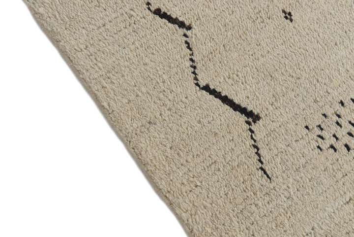 8' 2 x 10' 5 Hand Knotted Moroccan Wool Rug