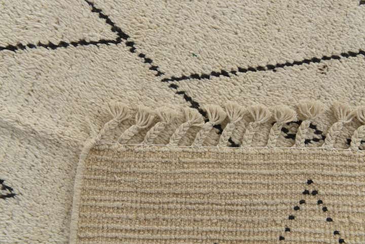 8' 9 x 12' Hand Knotted Moroccan Wool Rug