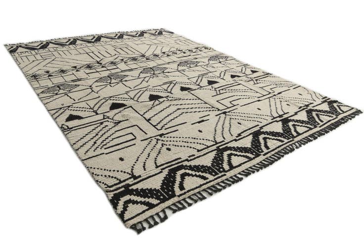 Detail image of 9' x 12' 1 Hand Knotted Moroccan Wool Rug