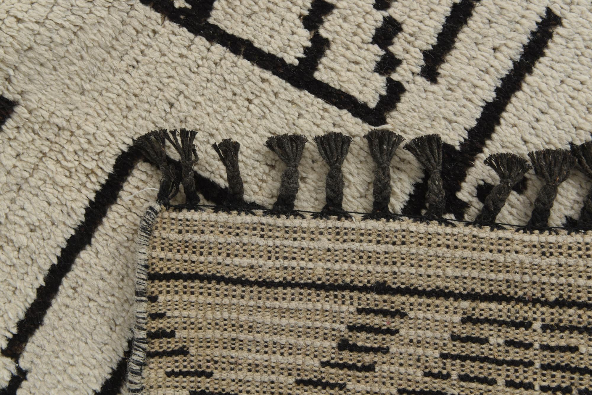 9' x 12' 1 Hand Knotted Moroccan Wool Rug