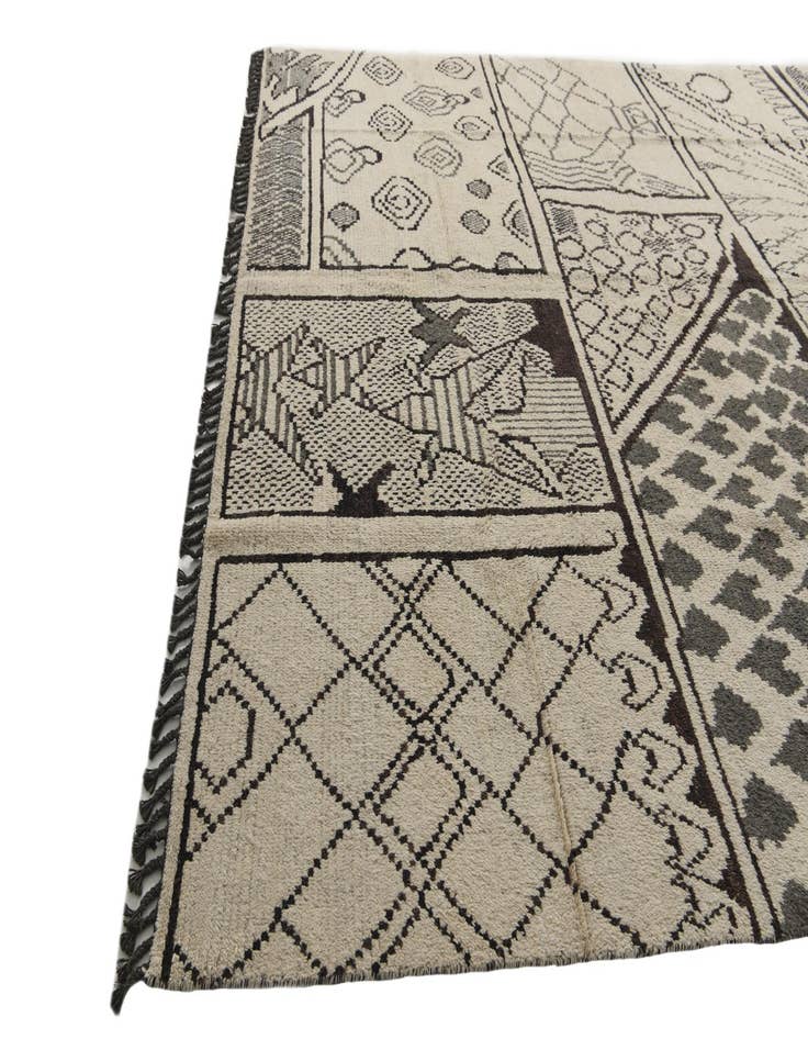 Detail image of 10' x 13' 9  Hand Knotted Moroccan Wool Rug