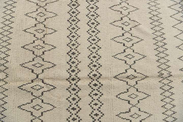 10' 2 x 14' Hand Knotted Moroccan Wool Rug