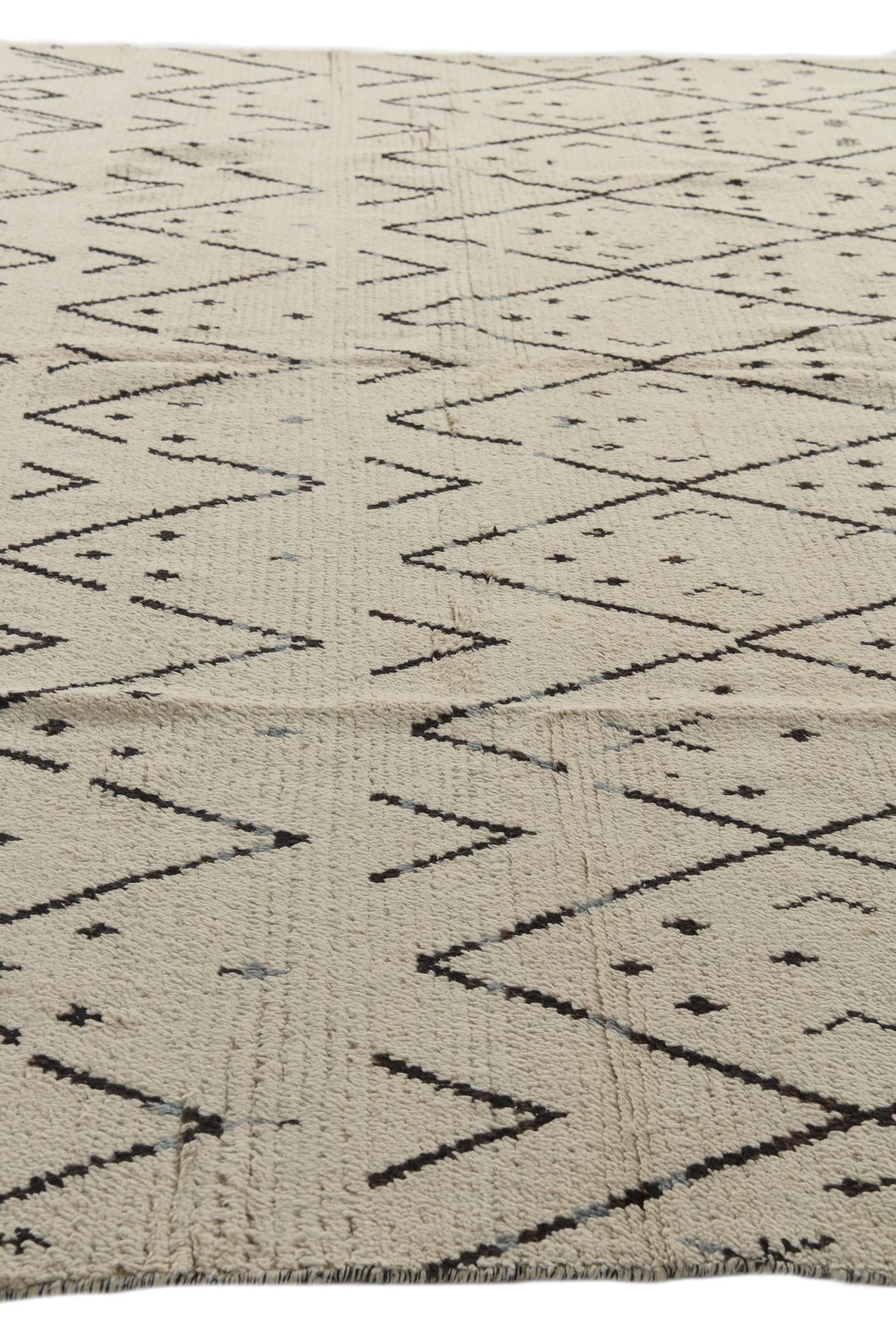 10' 2 x 14' 3 Hand Knotted Moroccan Wool Rug