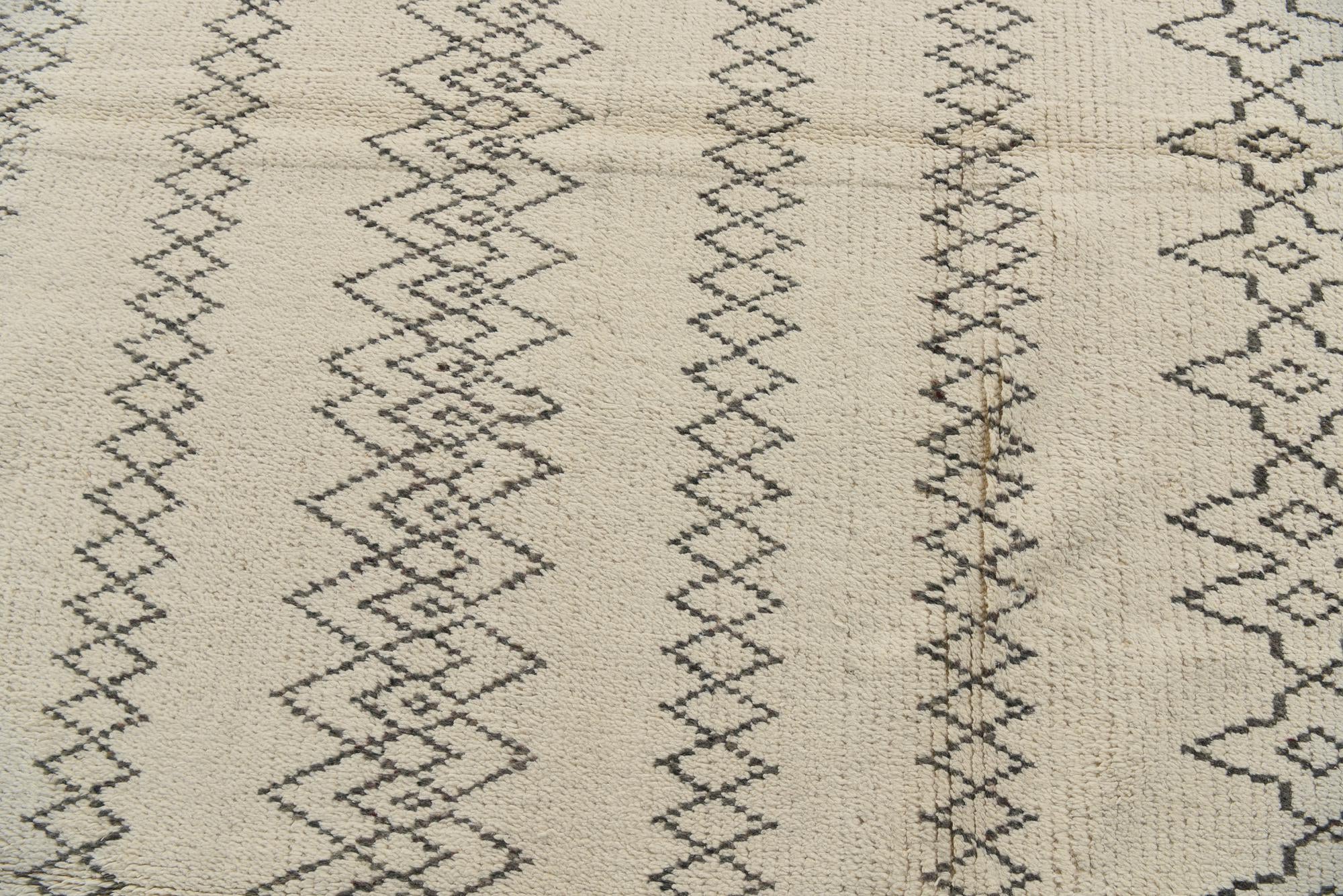 8' 3 x 10' 2 Hand Knotted Moroccan Wool Rug