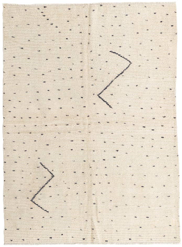 Detail image of 5' 7 x 7' 9 Hand Knotted Moroccan Wool Rug