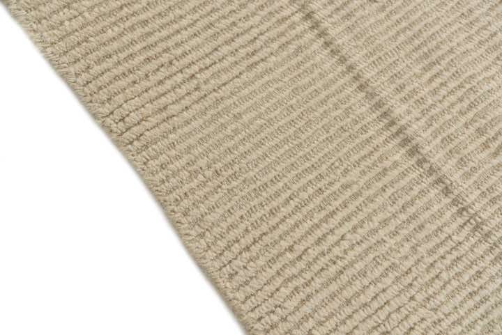 5' 1 x 8' Hand Knotted Moroccan Wool Rug